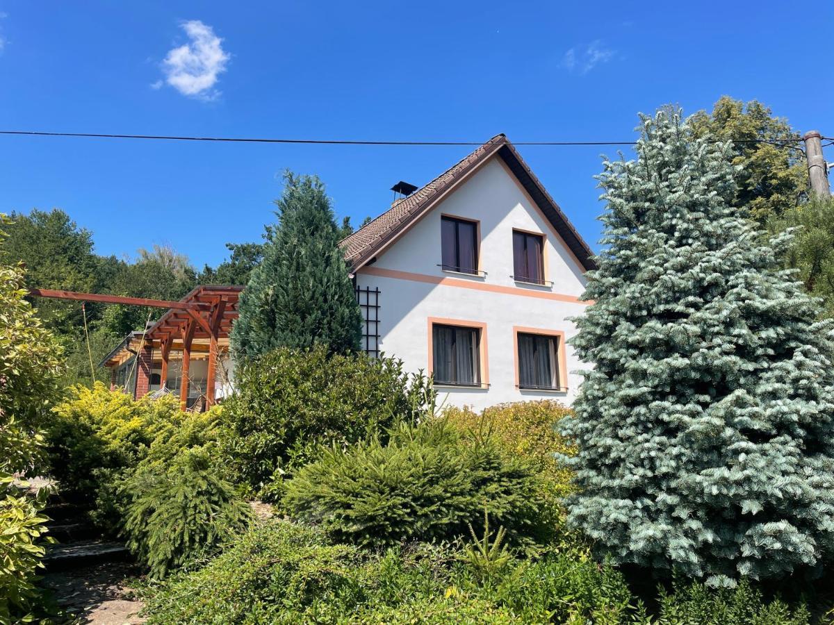 Apartman Beruska Krelovice Екстериор снимка