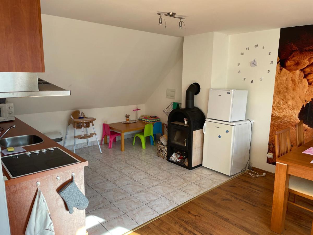 Apartman Beruska Krelovice Екстериор снимка